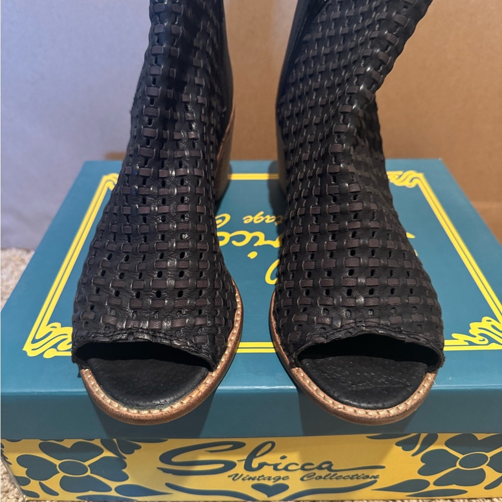 Sbicca Black Peep-Toe Woven Booties